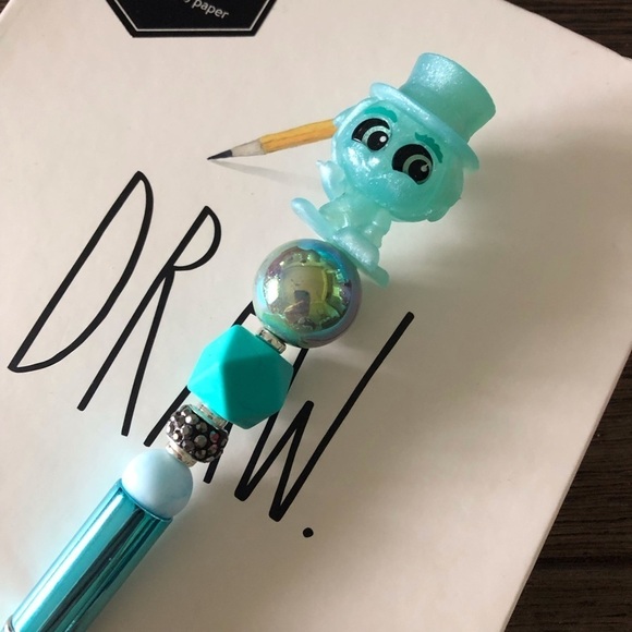Disney Doorables: Haunted Mansion: Phineas handmade beaded pen - Picture 1 of 3